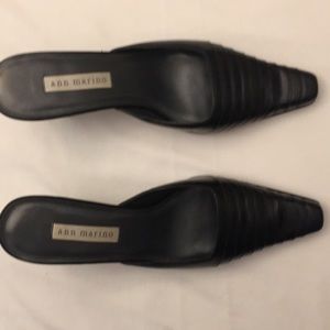 Ann Marino leather upper pumps, 8 1/2 M